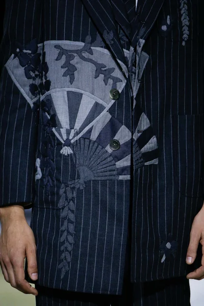 Look 79